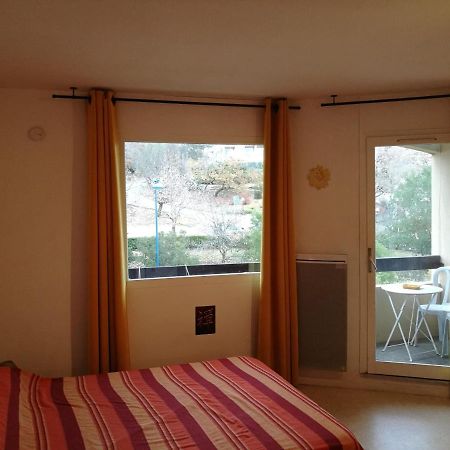 Studio "Le Rigaou" Gréoux-les-Bains Esterno foto