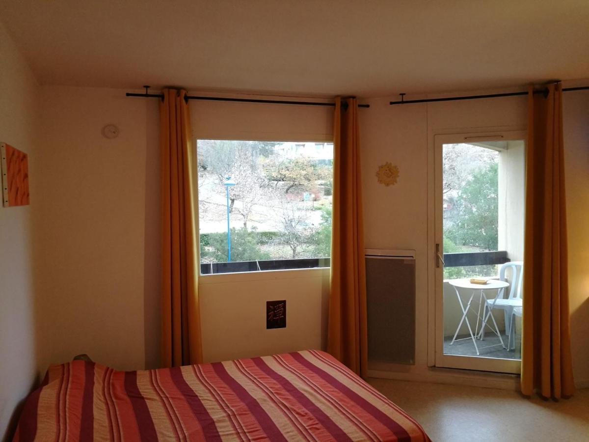 Studio "Le Rigaou" Gréoux-les-Bains Esterno foto